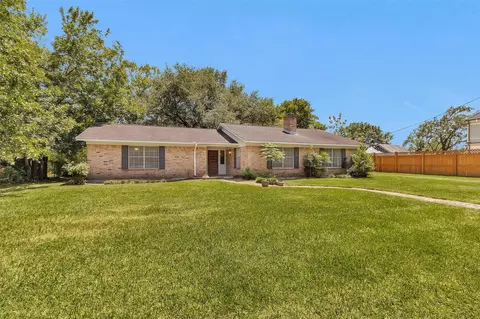 602 Gibbs St, Navasota, TX 77868