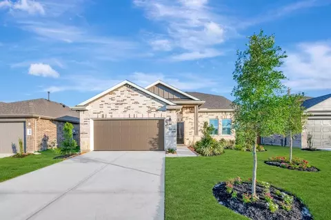 510 Samuel Ridge Dr, Dayton, TX 77535