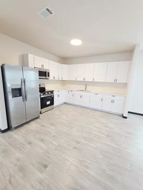 Kitchen - 11809 Brunel Dr, Conroe, TX 77306 photo 1 of 4