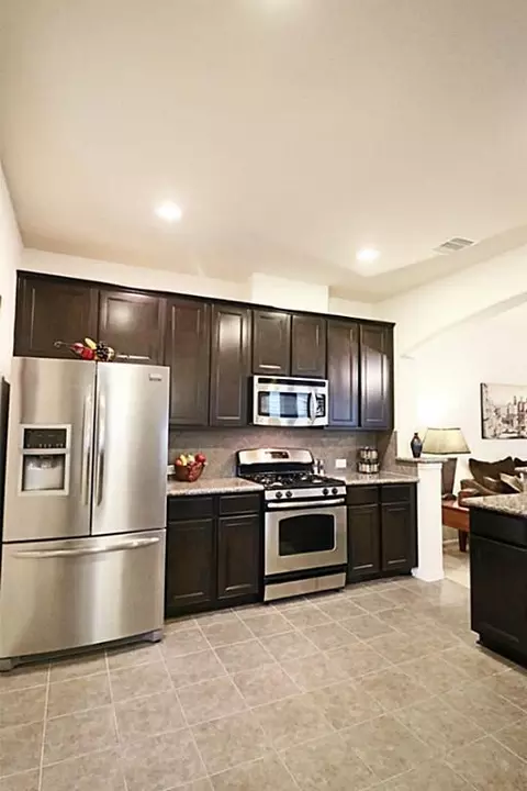 Kitchen - 10531 Day Trail Ln, Spring, TX 77379 photo 2 of 4