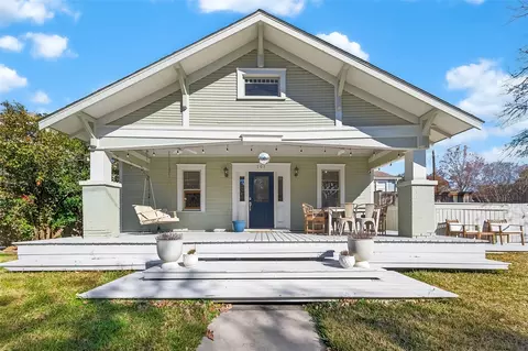 701 Highland St, Houston, TX 77009