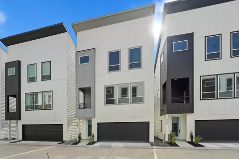 4709 Thornton Villas Ln, Houston, TX 77018