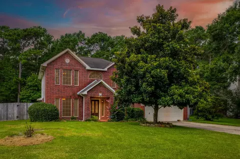 28851 Forest Hill Dr, Magnolia, TX 77355
