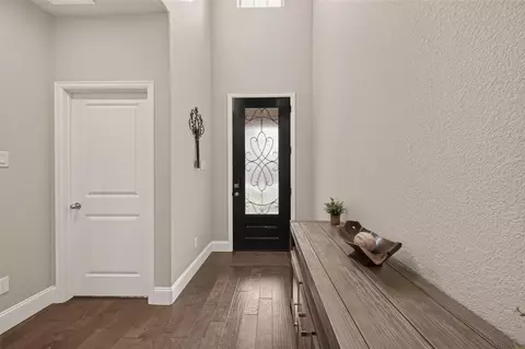 Entry Way - 27582 Vivace Dr, Spring, TX 77386 photo 2 of 5