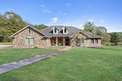 19555 S Fm 92, Fred, TX 77616 photo 1