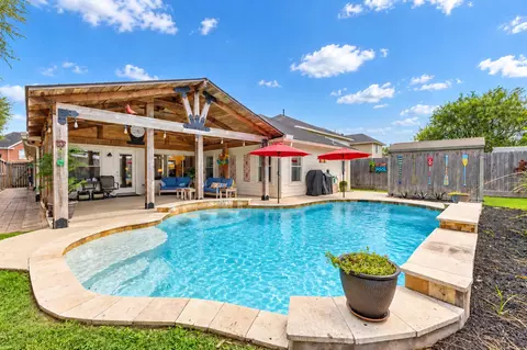 3502 Pecan Mill Dr, Sugar Land, TX 77498