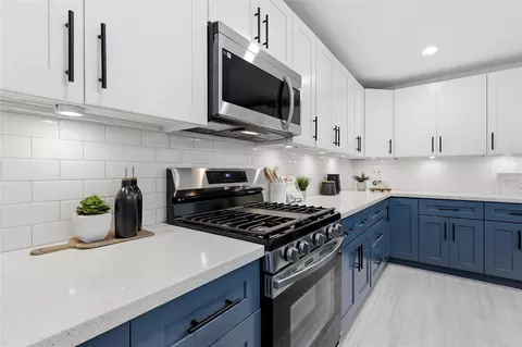 Kitchen - 8002 Lichen Ln, Spring, TX 77379 photo 3 of 3