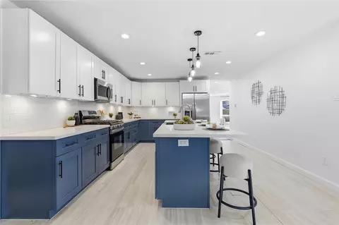 Kitchen - 8002 Lichen Ln, Spring, TX 77379 photo 2 of 3