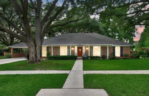 4907 Apollo St, Houston, TX 77018