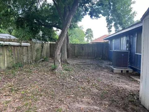 23215 Tree House Ln, Spring, TX 77373 photo 9