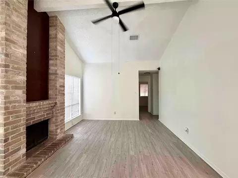 23215 Tree House Ln, Spring, TX 77373 photo 4