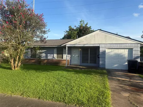 6122 Brook Lea St, Houston, TX 77087