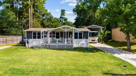 14378 Hill Dr, Willis, TX 77318 photo 1
