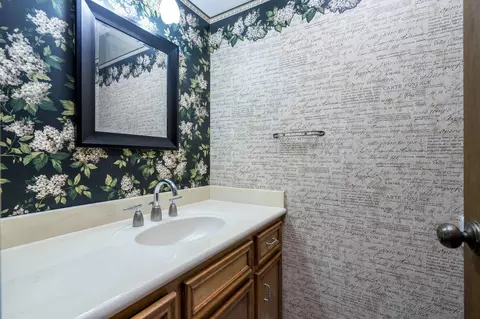 Bath - 8330 Silver Shadows Ln, Spring, TX 77379 photo 3 of 4