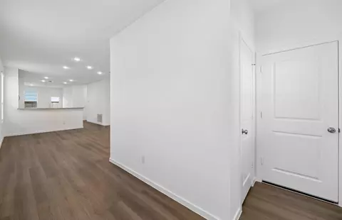 Entry Way - 23111 Daftmill Dr, Waller, TX 77484 photo 1 of 3