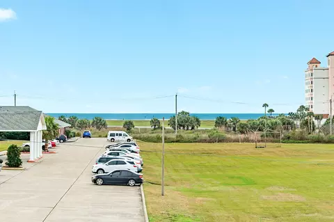 3506 Cove View Blvd #610, Galveston, TX 77554