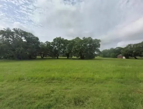 437 Springfield Trl, Angleton, TX 77515