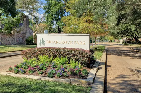 10118 Inwood Dr, Houston, TX 77042