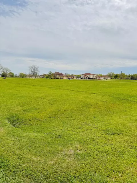 5502 Bridlewood Dr, Richmond, TX 77469