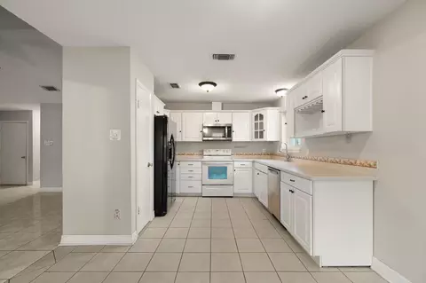 Kitchen - 23826 Lestergate Dr, Spring, TX 77373 photo 2 of 3