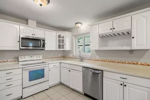 Kitchen - 23826 Lestergate Dr, Spring, TX 77373 photo 3 of 3