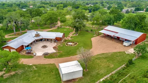 87 Windmill Dr, Hempstead, TX 77445 photo 1