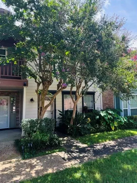 5800 Lumberdale Rd #90, Houston, TX 77092