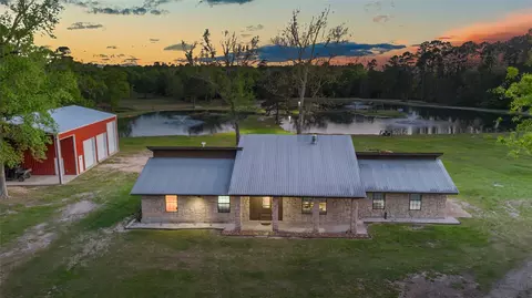 246 County Road 385 Rd, Cleveland, TX 77328