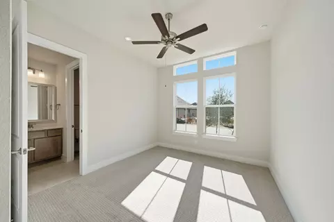 Bedroom - 10026 Larkin Cv, Willis, TX 77318 photo 6 of 6