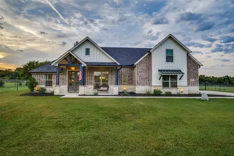 1013 Moriah Rd, Weatherford, TX 76087