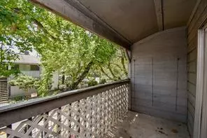 7200 Clarewood Dr #209, Houston, TX 77036