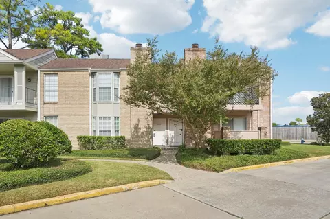 2800 Jeanetta St #203, Houston, TX 77063