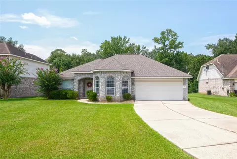 4 Pine Way, Conroe, TX 77304 photo 1