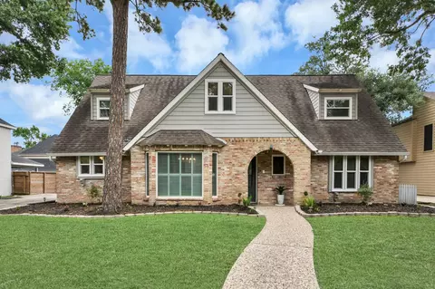 15214 Pebble Bend Dr, Houston, TX 77068