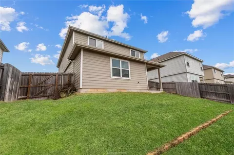 Exterior - 3027 Wolfpack Loop, Bryan, TX 77808 photo 3 of 3