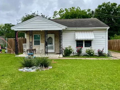 801 Westway St, Galena Park, TX 77547