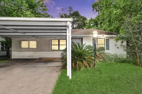 15709 Woodforest Blvd, Channelview, TX 77530