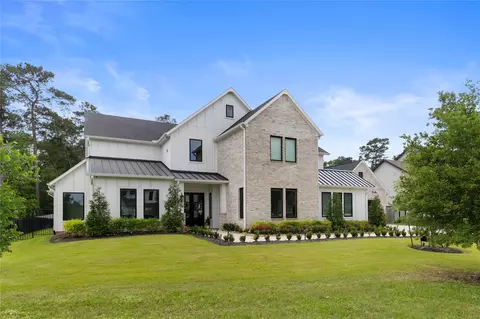 2118 Bennet Ct, Conroe, TX 77384