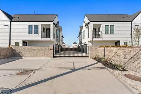 3107 Jensen Dr #A, Houston, TX 77026