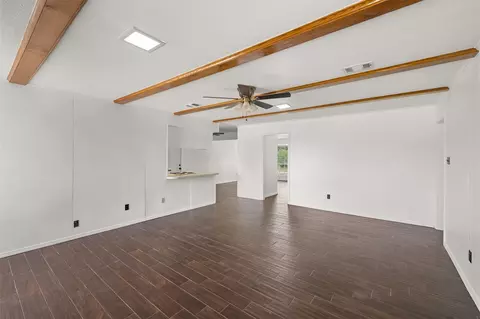 Living - 1852 County Road 202, Centerville, TX 75833 photo 3 of 5