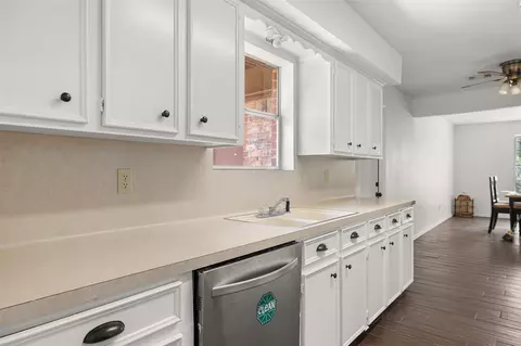 Kitchen - 1852 County Road 202, Centerville, TX 75833 photo 2 of 3