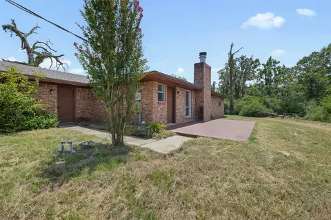 Exterior - 1852 County Road 202, Centerville, TX 75833 photo 2 of 4