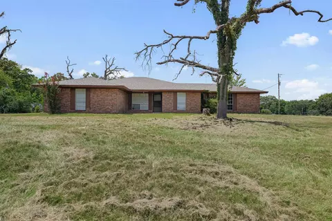 Exterior - 1852 County Road 202, Centerville, TX 75833 photo 1 of 4
