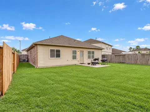 Exterior - 22739 Highland Maple Ct, Spring, TX 77373 photo 6 of 7