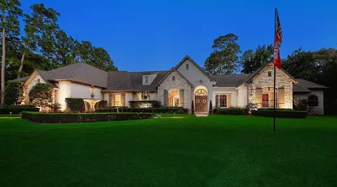 119 Angel Leaf Rd, The Woodlands, TX 77380