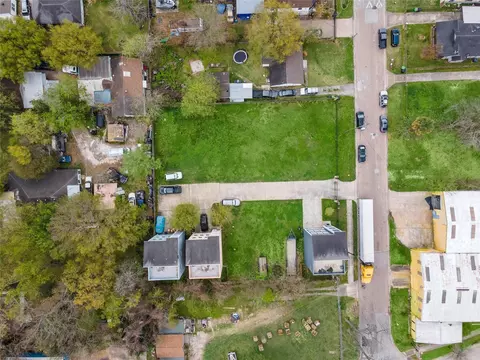 0 Eichwurzel Lot 7 Ln, Houston, TX 77009 photo 11