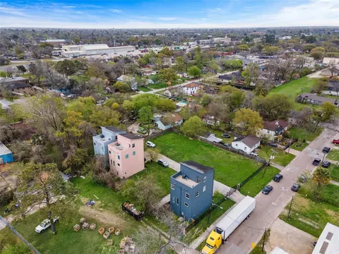 0 Eichwurzel Lot 7 Ln, Houston, TX 77009 photo 2