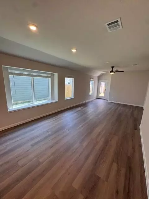 Living - 22444 Ringtail Rd, Splendora, TX 77372 photo 2 of 4