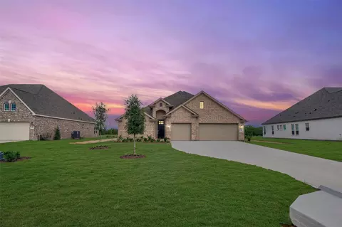 6815 Allens Lndg, Needville, TX 77461
