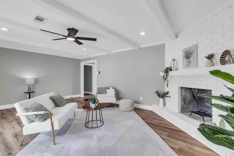 3518 Shore Shadows Dr, Crosby, TX 77532